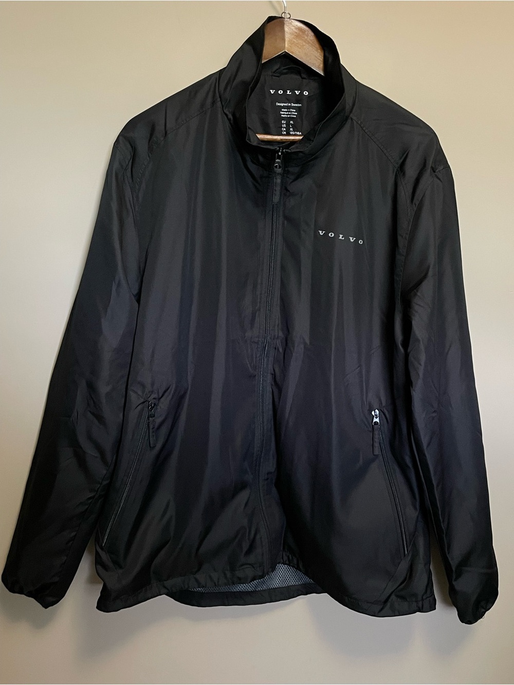 Volvo Black Lightweight Windbreaker Jacket Men’s XL